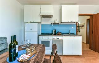 Gorgeous Apartment In Medulin With Wifi - Medulin - 1