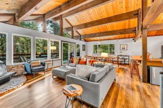 Carnelian Bay Retreat with Deck & Bonus Room - Carnelian Bay - 5