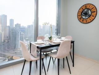 Stunning 2 Bed with Full Ain Dubai Views - Dubai - 3