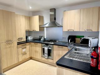 Silver Bay Apartment- Central, Private Parking, Fast Wifi - Cleethorpes - 4
