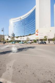 High-Rise Comfort - Steps from TGV & Downtown - Tanger - 6