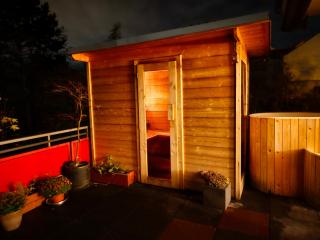Sauna Apartament Zenklova 1, 4 rooms, terase, garden, sauna - Praga - 6