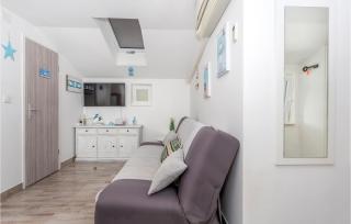 Awesome Home In Risika With Kitchen - Risika - 7