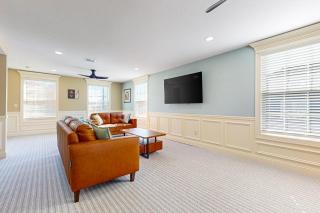 Three Bedroom - Victory Residence - Holyoke - 7