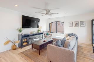 Desert Oasis Condo - Scottsdale - 9