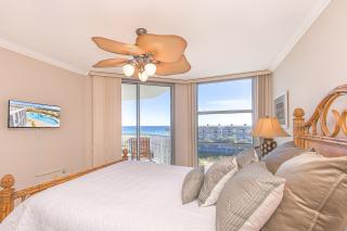 Emerald Dolphin 2B Condo - 540 - 1