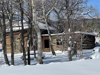 Historic Mora Inn & RV Park - Cleveland - 2