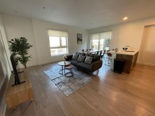 Modern Retreat in Koreatown - Perfect for Your LA Stay! - Los Angeles - 0