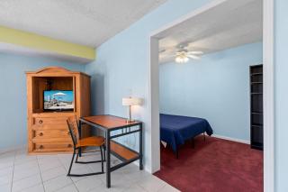 118 E Whiting St B Side - 2