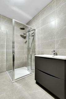 BayView Luxury 3 Bedroom Apartment First Floor - Downings - 4