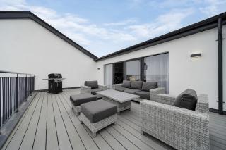 BayView Luxury 3 Bedroom Apartment First Floor - Downings - 3