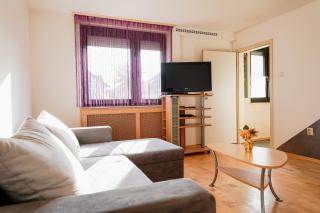 Spacious House with 5 rooms - 4