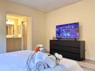 Jies Choice Family Spacious 3b2b 15 mins to DT unitA - Alhambra - 9