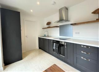 The Little Seahorse - Newly Renovated Cottage 5mins Walk The Beach with Hot Tub - 3