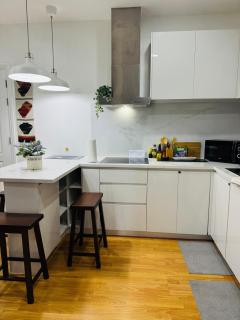 2 bedroom unit with 2 balcony Poblacion makati city - Manila - 3