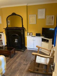 Village House, Finuge, County Kerry - - 1