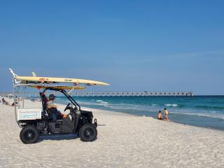 Navarre Beach Landing - Beach Gear Included - Walk to Beach - Sunset Views - 4