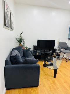 2 bedroom unit with 2 balcony Poblacion makati city - Manila - 5