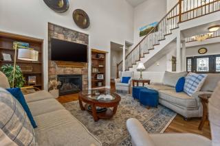 North Gate Getaway - Pet Friendly - Game Room - 1
