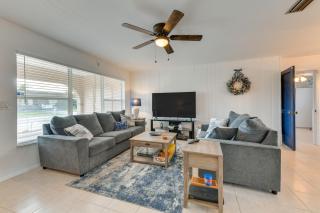 Family Friendly! Games! Waterfront North Port Home - 7