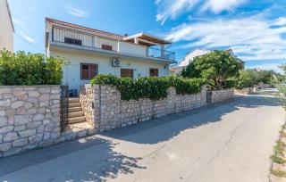 Apartment Blazenka - Tkon - 1
