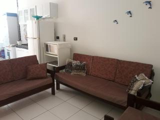 Apartamento 2 Quartos Portaria 24hrs com Piscina e Churrasqueira - Ubatuba - 2