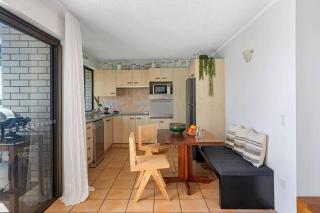 Jetty Flats - Stylish Waterfront Escape - 1