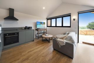 Surrey River Hideaway - Narrawong - 8