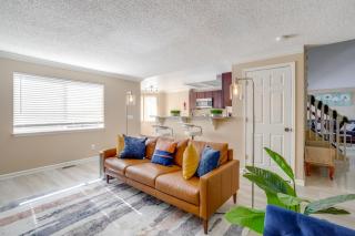 Cozy Centennial Home with Fenced-In Backyard! - Centennial - 5