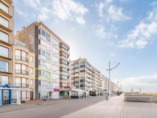 Apartment in Koksijde with Seafront View - Koksijde - 4