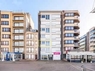 Apartment in Koksijde with Seafront View - Koksijde - 0