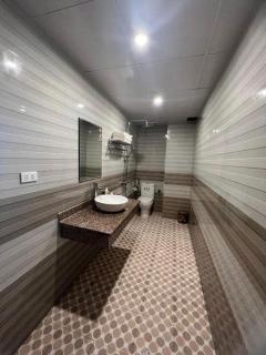 Mạnh Quỳnh Hotel - Tinh Xa - 1