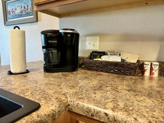 Walk-in Condo A-4 - Hollister - 7