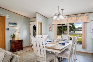 Lake Accessible Family Home On Canal - 1