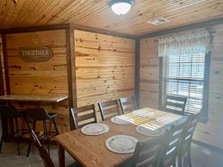 Private Large Family Retreat Near Lake Murray OK - Marietta - 3