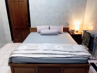 Noah House - 1