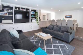 5 Bedroom Home meters from the beach - Geographe - 6