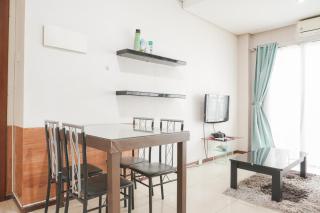 High Floor and Comfort Living 2BR Apartment at Thamrin Residence By Travelio - 7