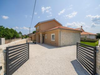 Villa in serene location - Maružini - 4