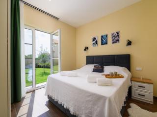 Villa in serene location - Maružini - 7