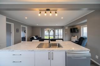 Ferg Escape - Te Anau Holiday Home - Te Anau - 2