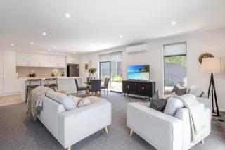 Berry Delight - Christchurch Holiday Home - 6