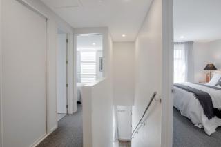 Berry Delight - Christchurch Holiday Home - 1