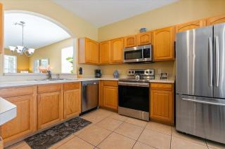 Last Minute Disney Getaway! Private Pool, Hot Tub & Games Room. Book Now! #4630 - Orlando - 5