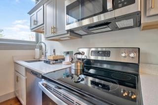 Bright and Modern Loft in Louisville # 208 - 1