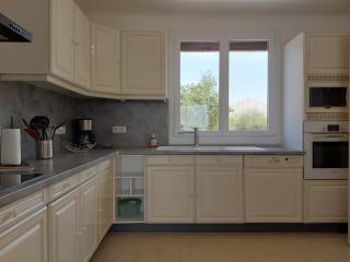 Maison familiale au calme avec jardin et barbecue - FR-1-581-144 - - 9