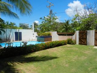 Casa 4 quartos em Guarajuba, excelente localização! 200m da praia! - Camacari - 2