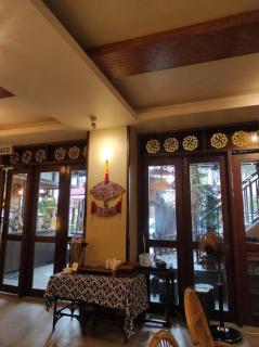 Anggun Boutique Hotel - 8