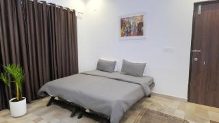 Emerald - 2BR Pool Villa near Bangalore Airport - Bangalore - 4