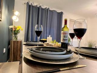 4 Bedroom House By Comfy Nest Contractors Accommodation Stamford, Sleeps 7, Perfect For Long Stay Discount - 9